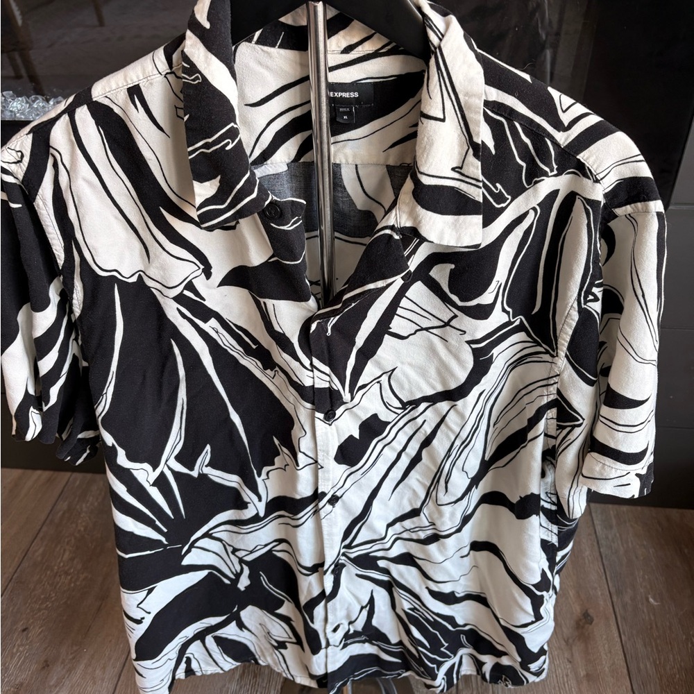 Express Black and White Casual Button Down Shirt